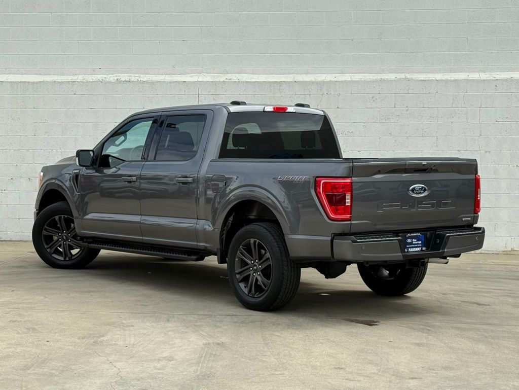 2021 Ford F-150 XLT photo 4