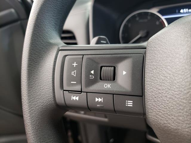 2026 Nissan Rogue S photo 14