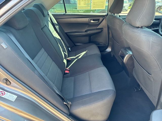 2017 Toyota Camry XLE XSE photo 22