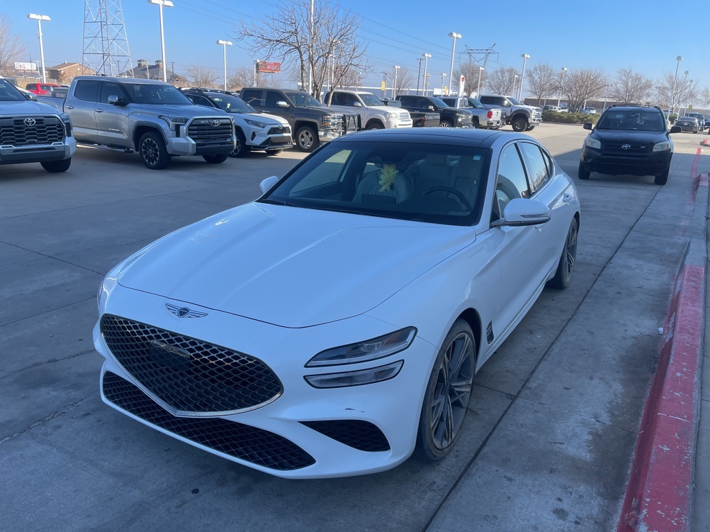 2024 GENESIS G70 Standard's photo