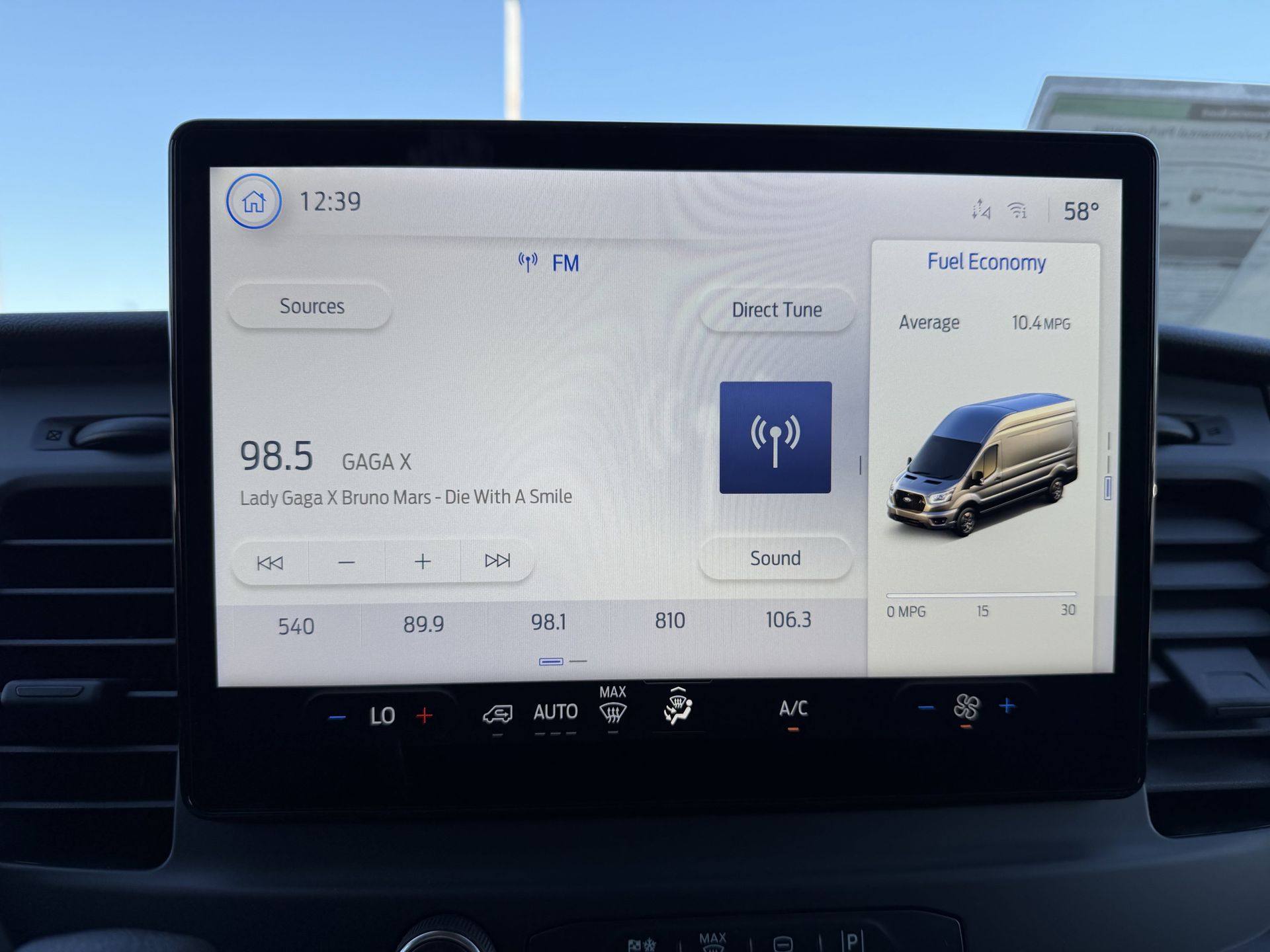 2026 Ford Transit photo 3