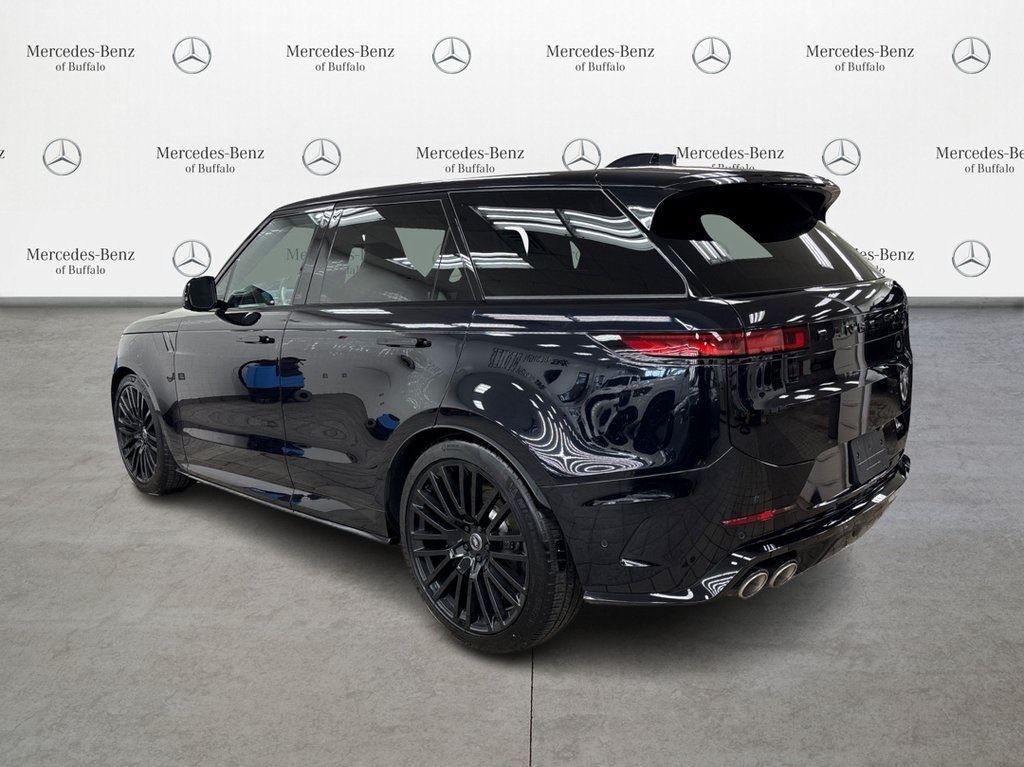 2025 Land Rover Range Rover Sport photo 4