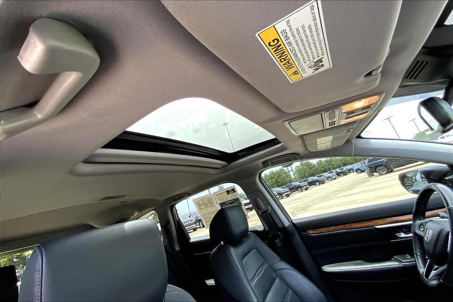2022 Honda CR-V Hybrid EX-L photo 12