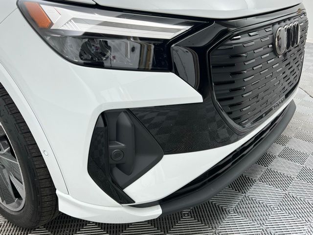 2023 Audi Q4 50 E-tron Premium Plus photo 2