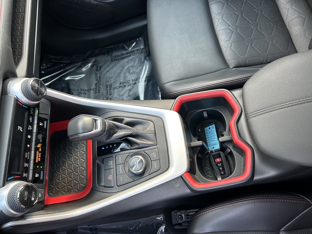 2022 Toyota RAV4 TRD photo 16