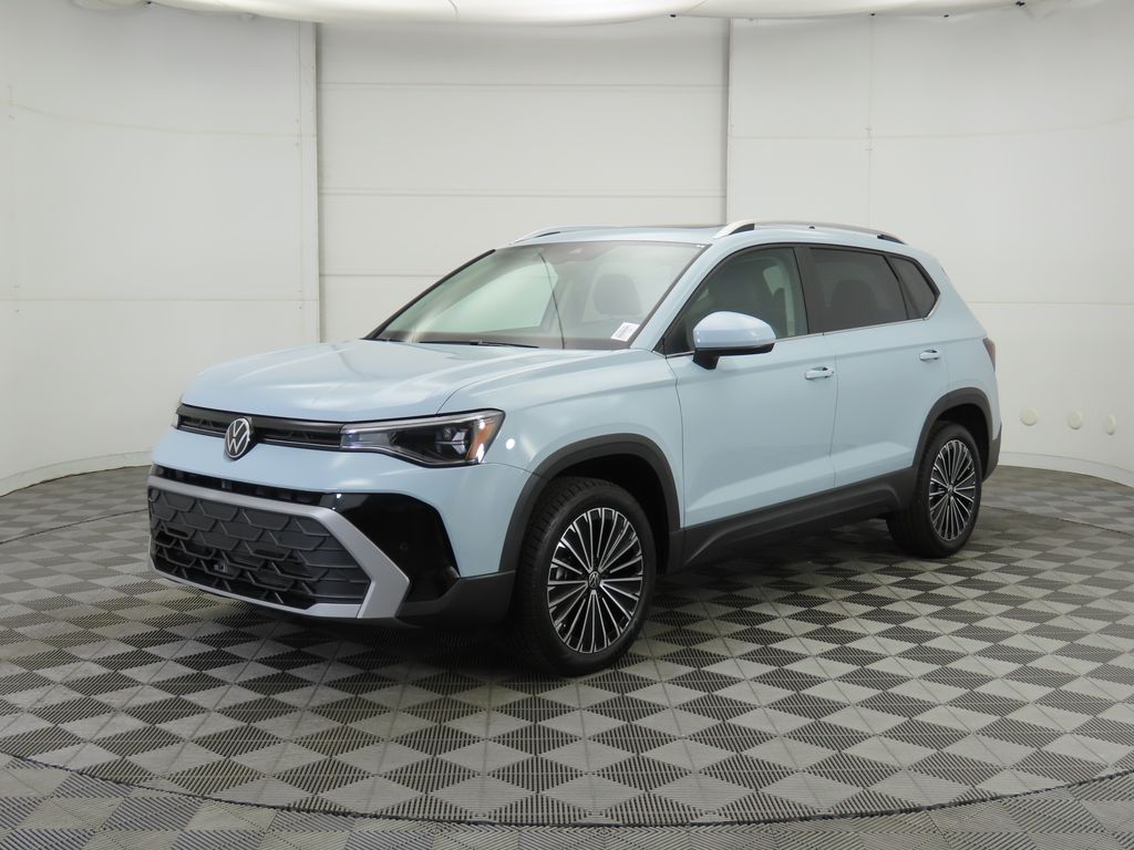 2026 Volkswagen Taos SE's photo