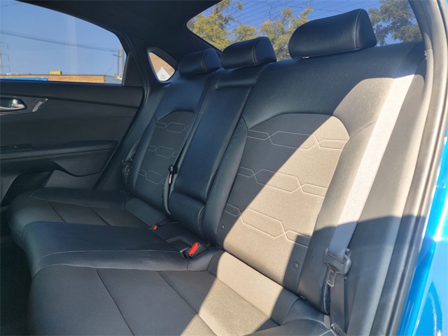 2023 Kia Forte GT-Line photo 16