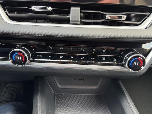 2026 Chevrolet Equinox LT photo 4