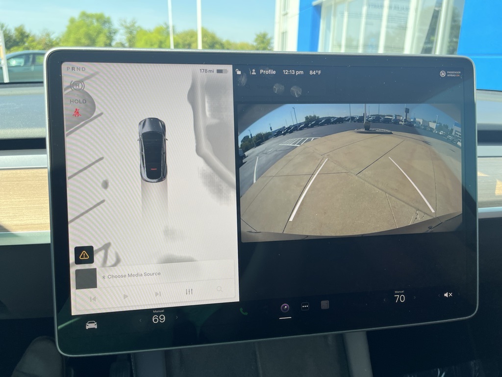 2023 Tesla Model Y Long Range photo 21