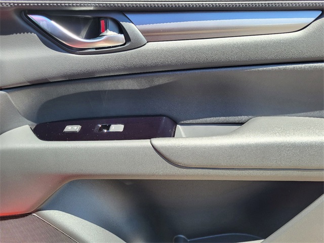 2025 Mazda CX-5 2.5 S Preferred photo 14