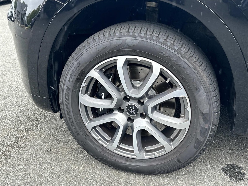 2020 Maserati Levante S photo 13