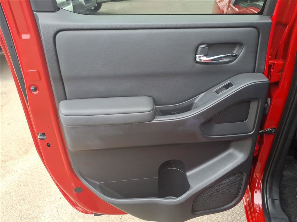 2022 Nissan Frontier SV photo 20