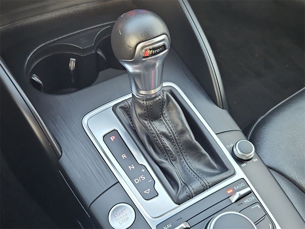 2016 Audi A3 1.8T Premium photo 16