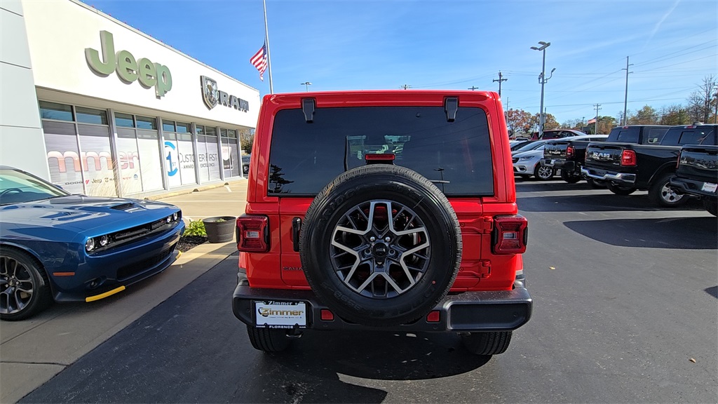 2026 Jeep Wrangler Sahara photo 4