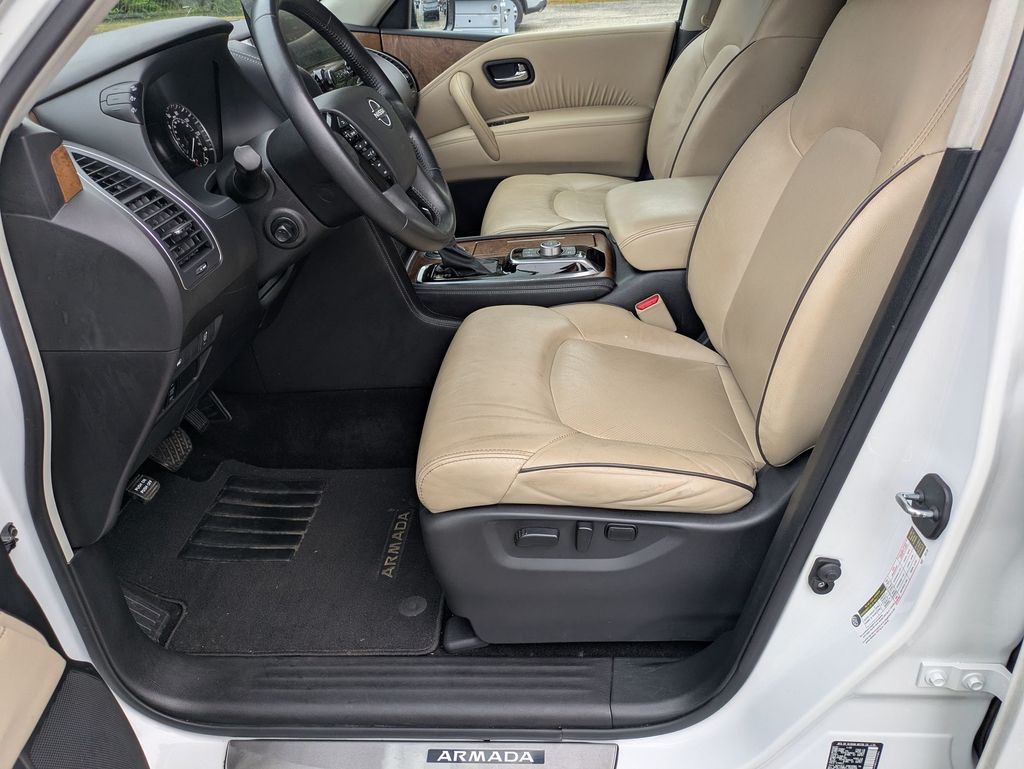 2022 Nissan Armada SL photo 12