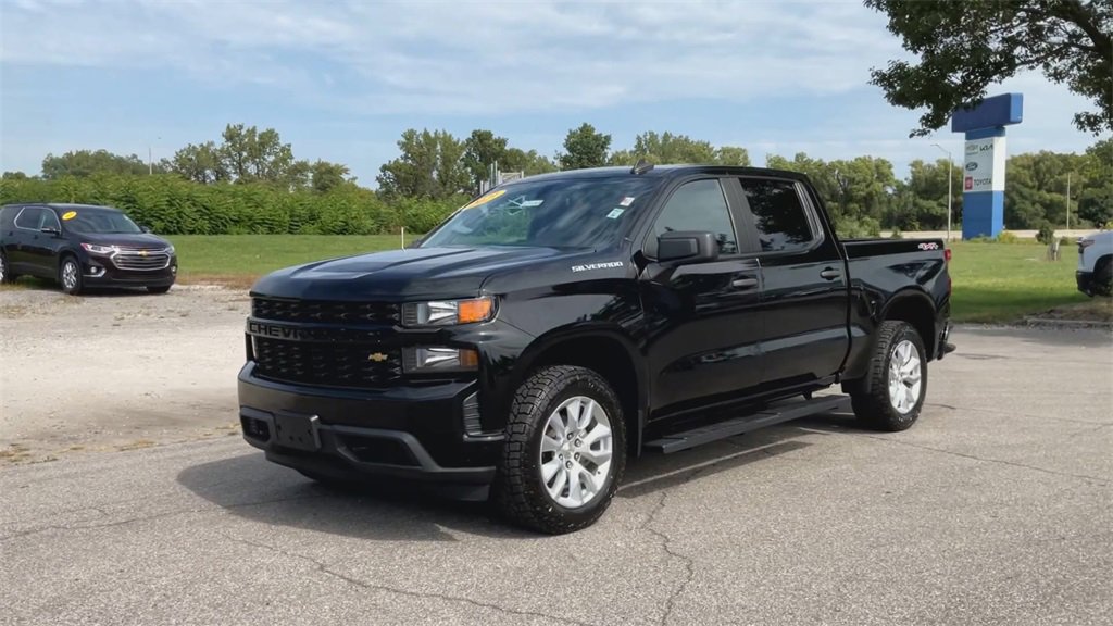 2021 Chevrolet Silverado 1500 Custom photo 4