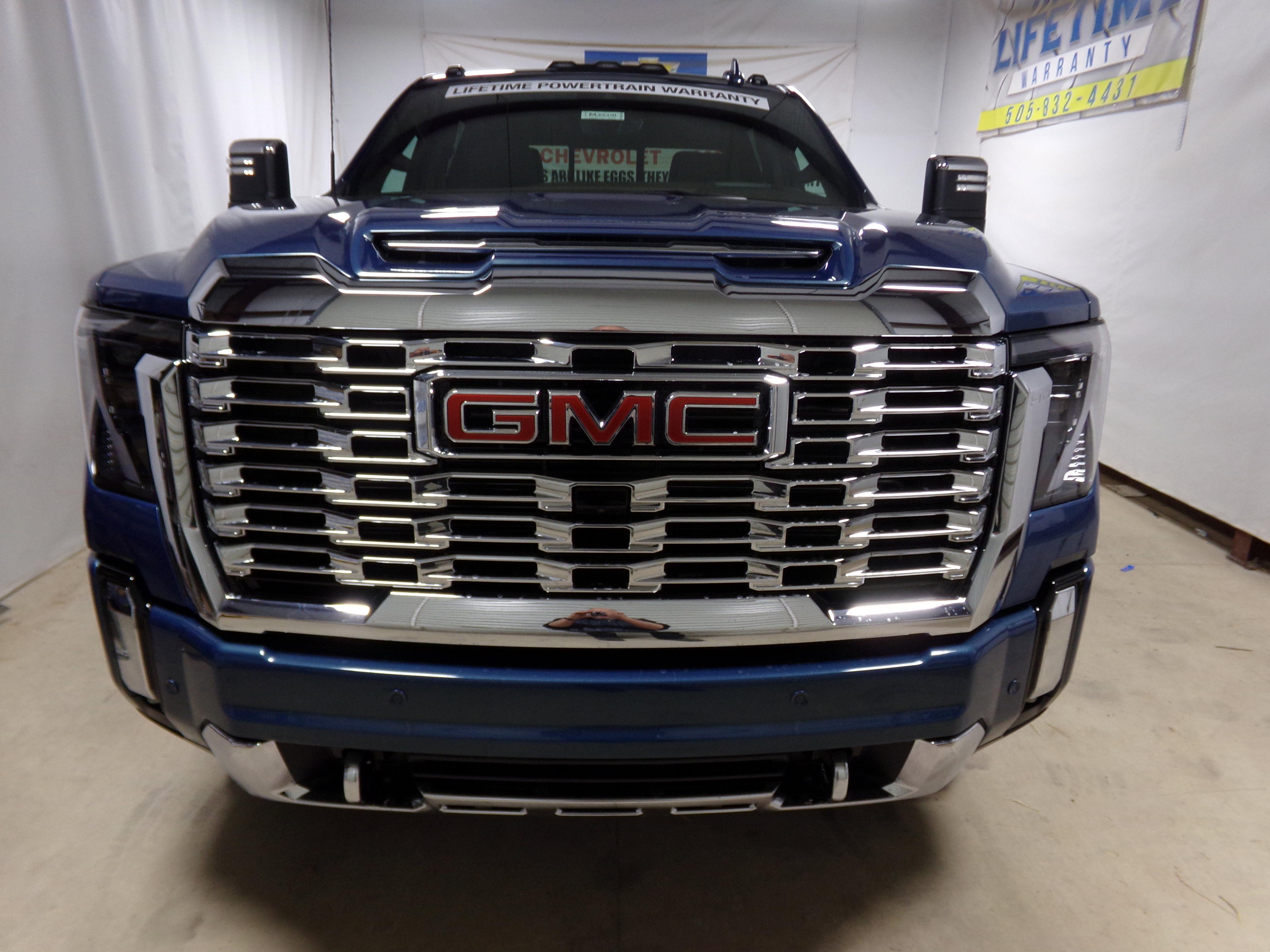 2025 Gmc Sierra 2500 Limited photo 2