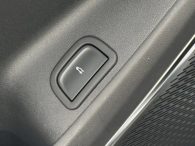 2026 Gmc Acadia Elevation photo 13