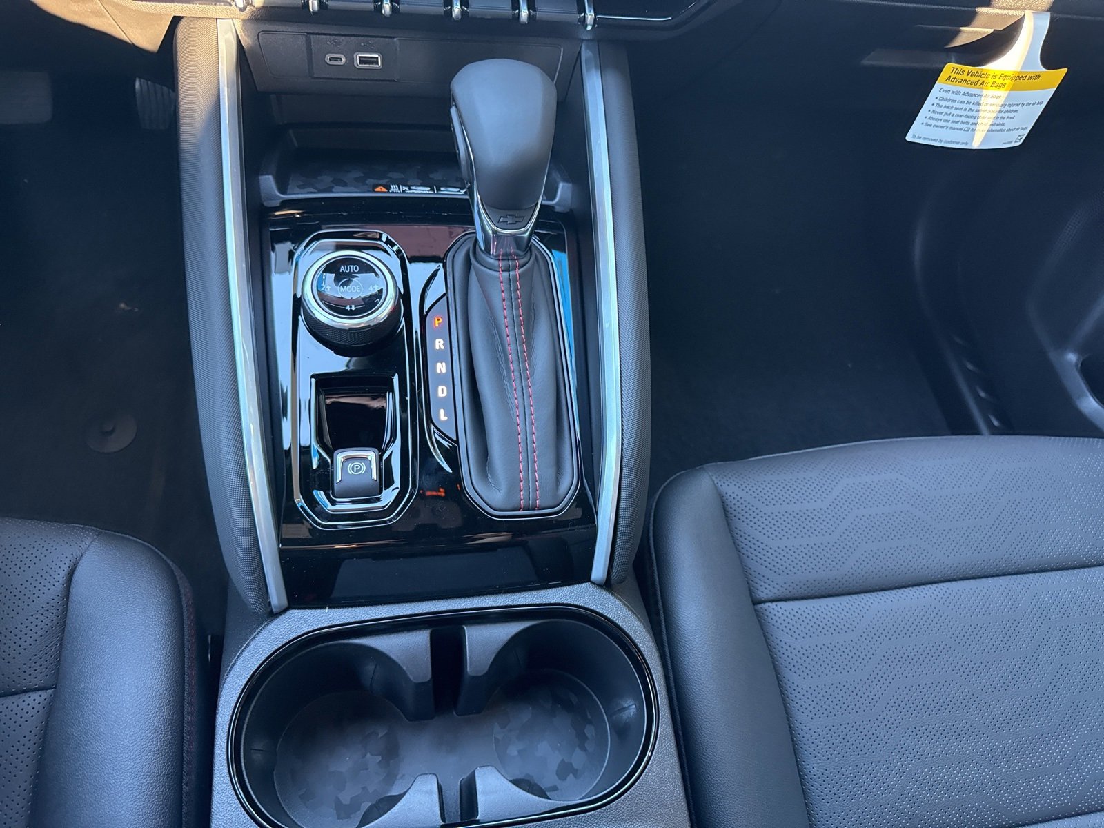 2026 Chevrolet Colorado Z71 photo 22