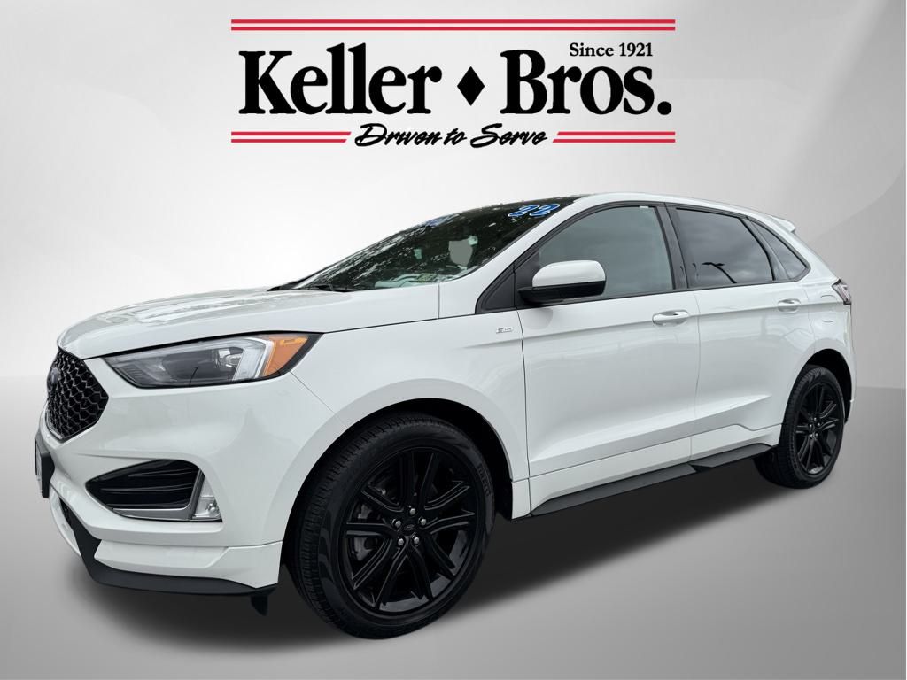 2022 Ford Edge ST photo 3