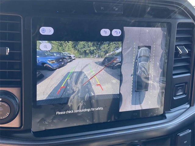 2025 Ford F-150 Lariat photo 18