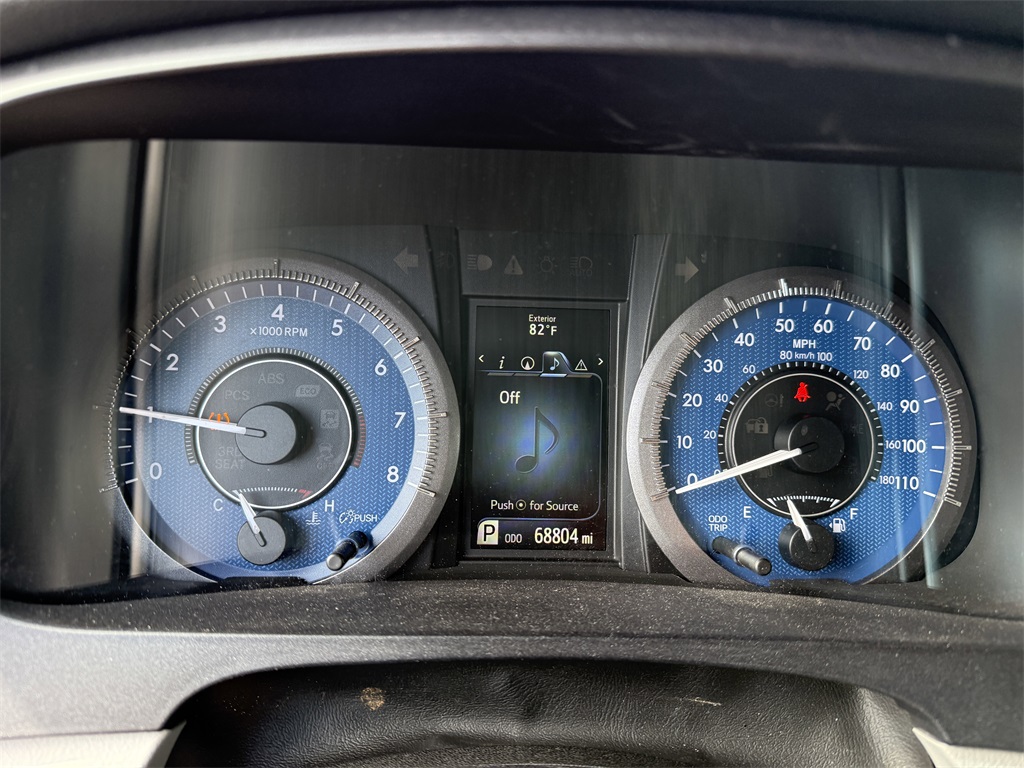 2017 Toyota Sienna XLE photo 4