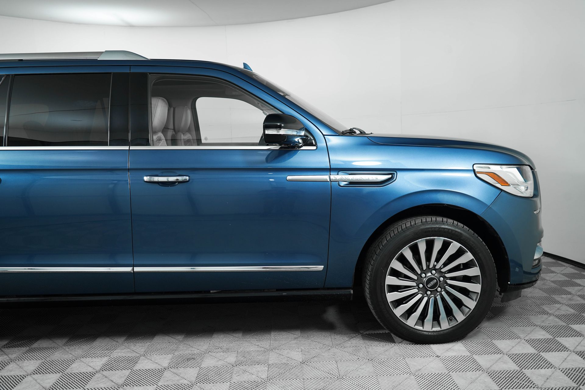2018 Lincoln Navigator L Reserve photo 10