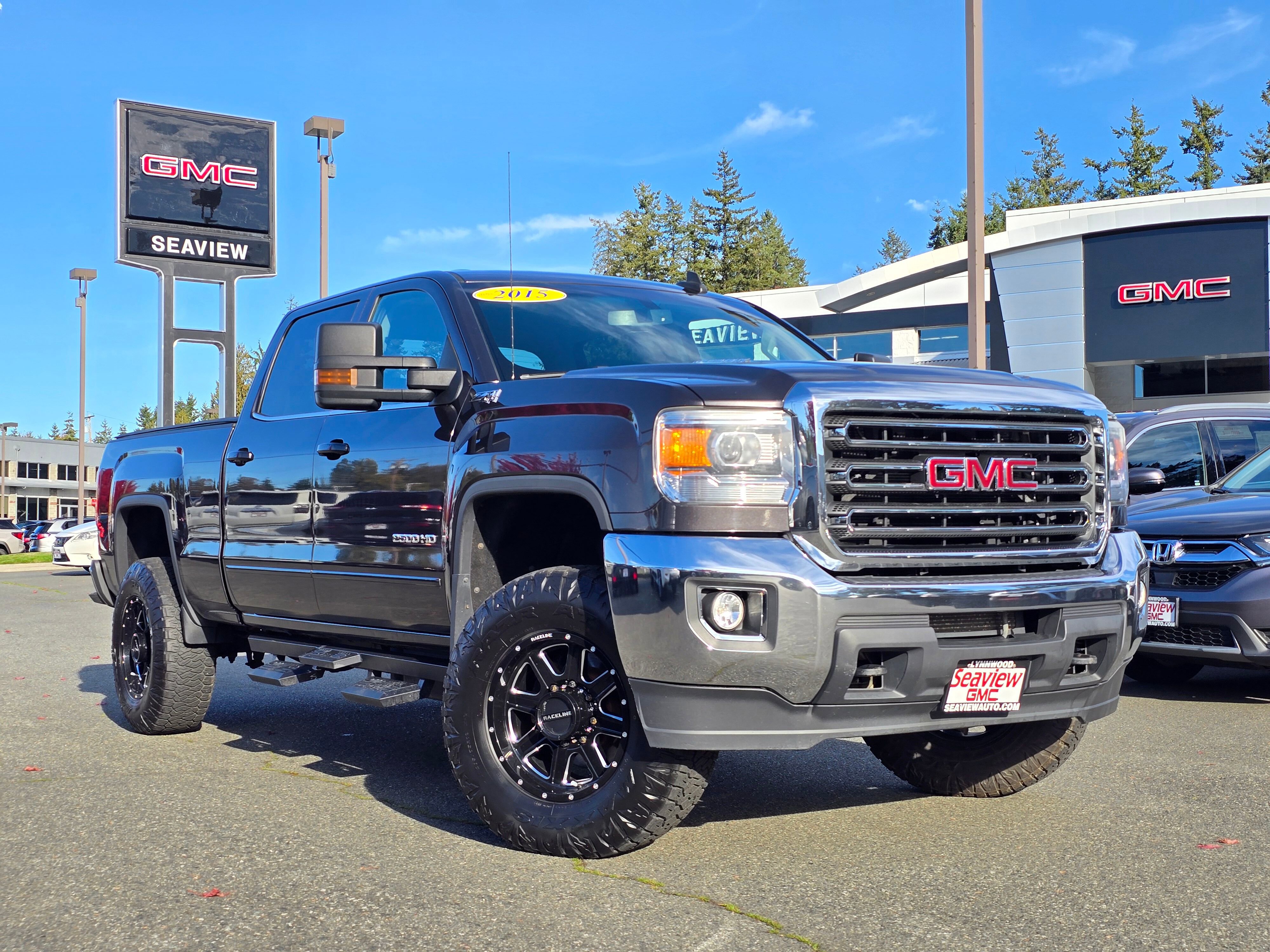 2015 GMC Sierra 2500HD SLE's photo
