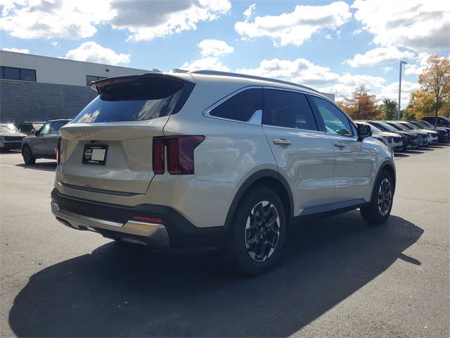 2026 Kia Sorento S photo 3
