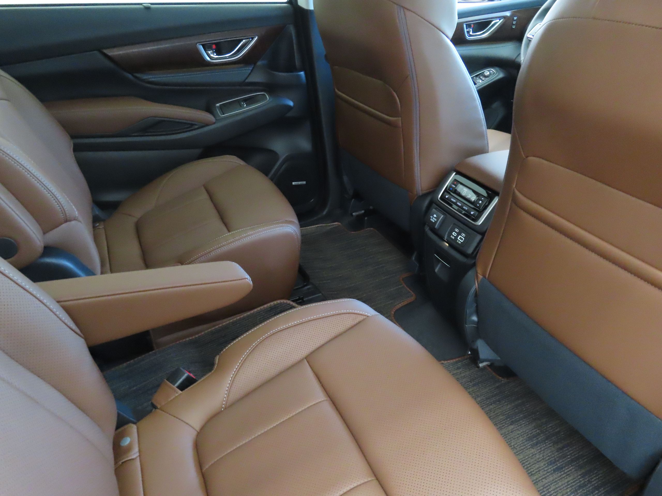 2025 Subaru Ascent Touring photo 24