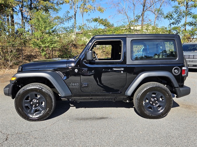 2026 Jeep Wrangler Sport photo 4