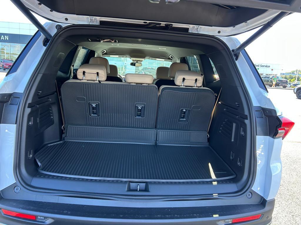 2026 Buick Enclave Preferred photo 13