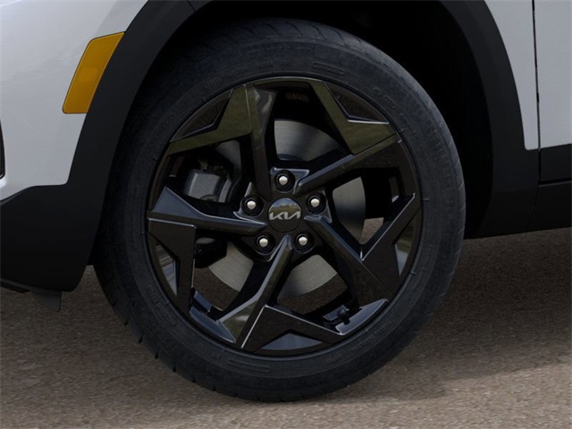 2026 Kia Seltos EX photo 3