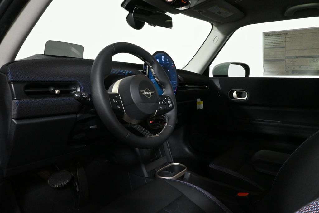 2025 Mini Cooper Hardtop Signature photo 9