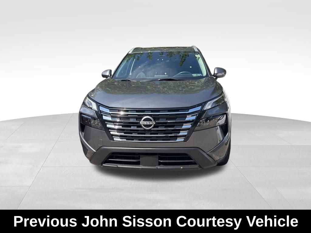 2024 Nissan Rogue SV photo 4