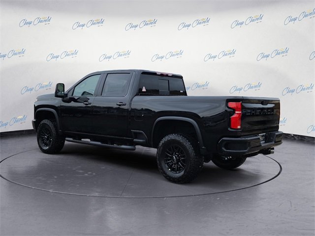 2026 Chevrolet Silverado 2500HD ZR2 photo 3