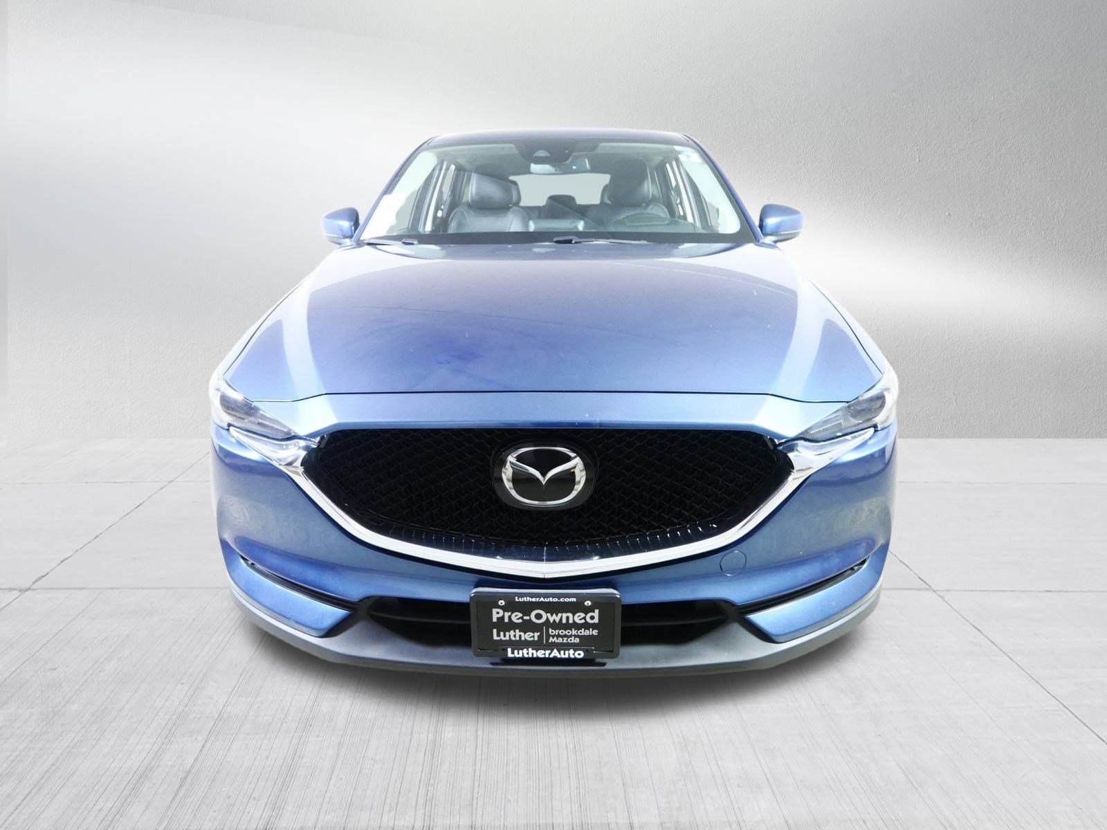 2017 Mazda CX-5 Grand Touring photo 2