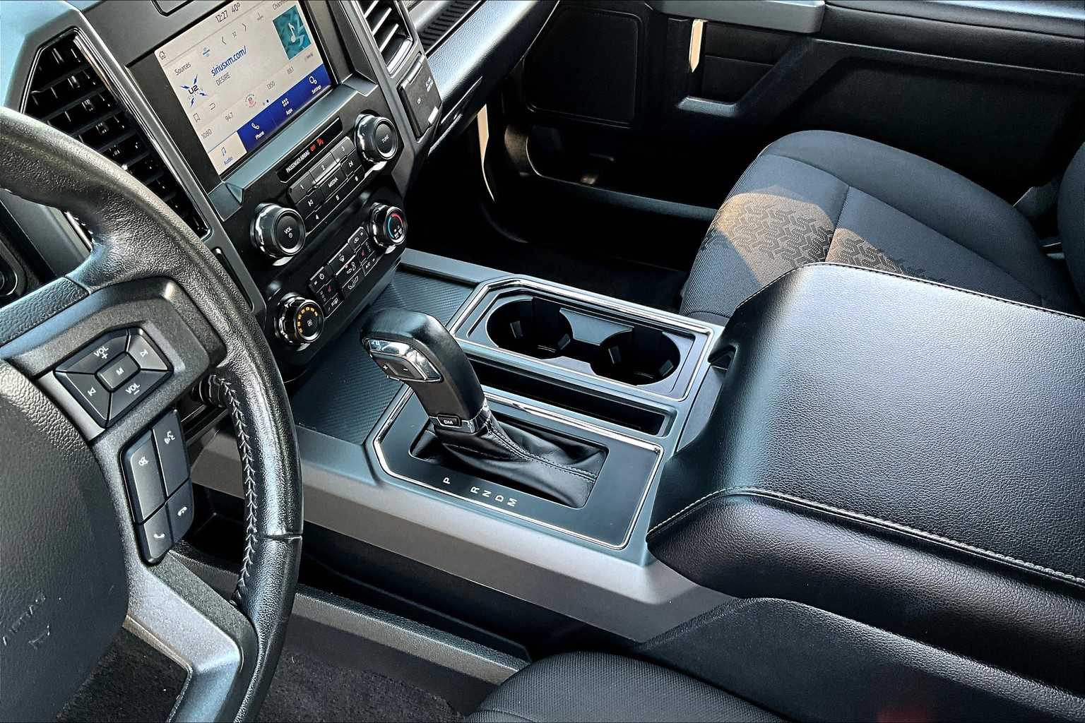 2020 Ford F-150 XLT photo 17