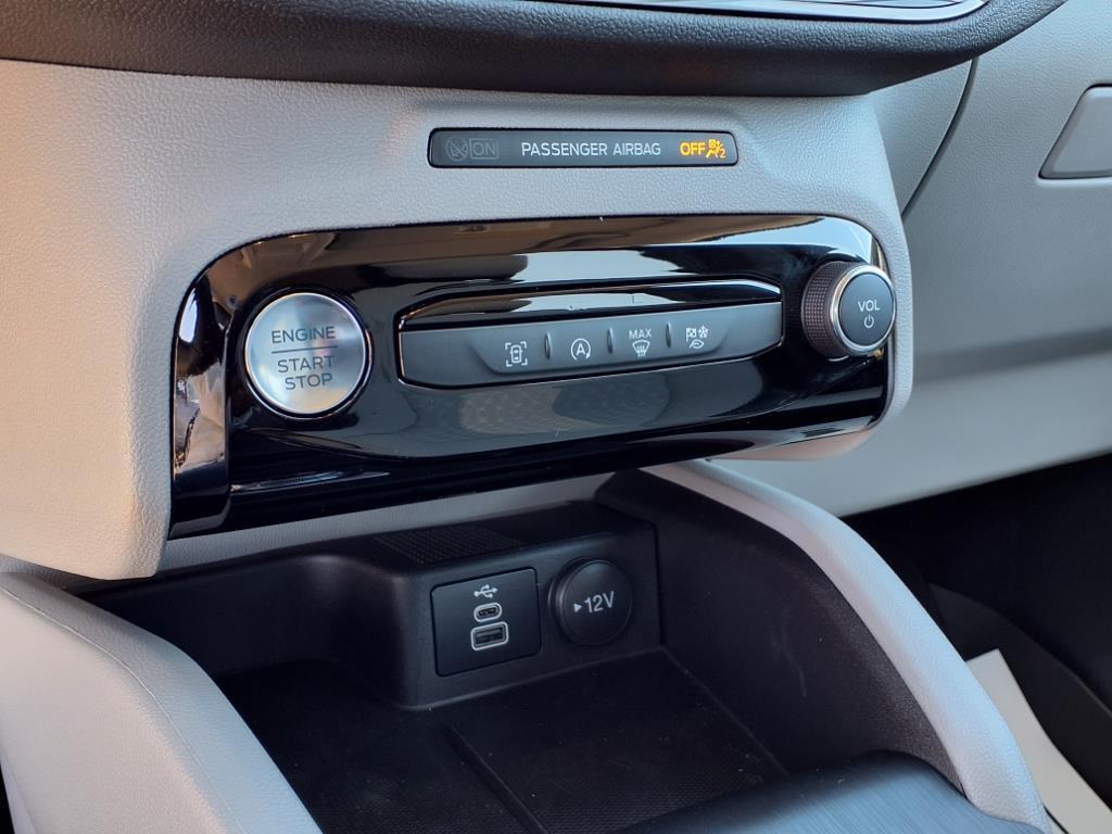 2025 Ford Escape Active photo 11
