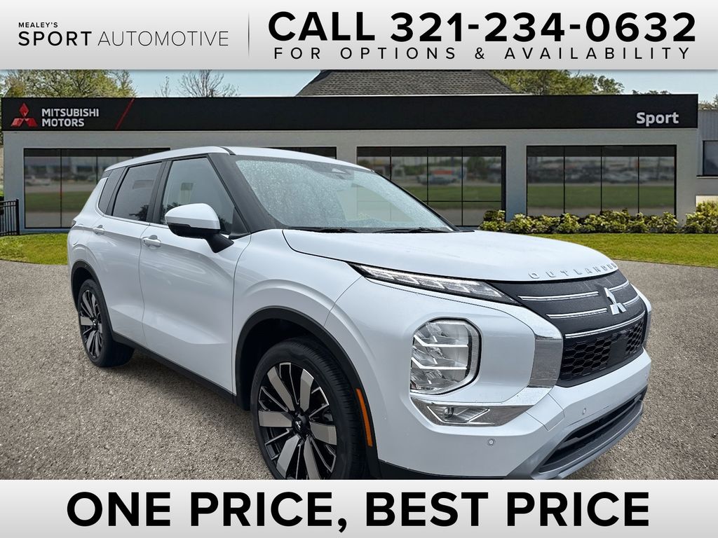 2025 Mitsubishi Outlander SE's photo