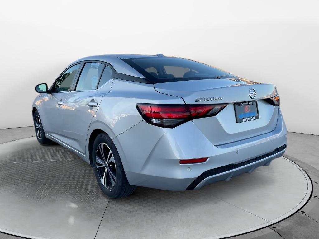 2023 Nissan Sentra SV photo 3