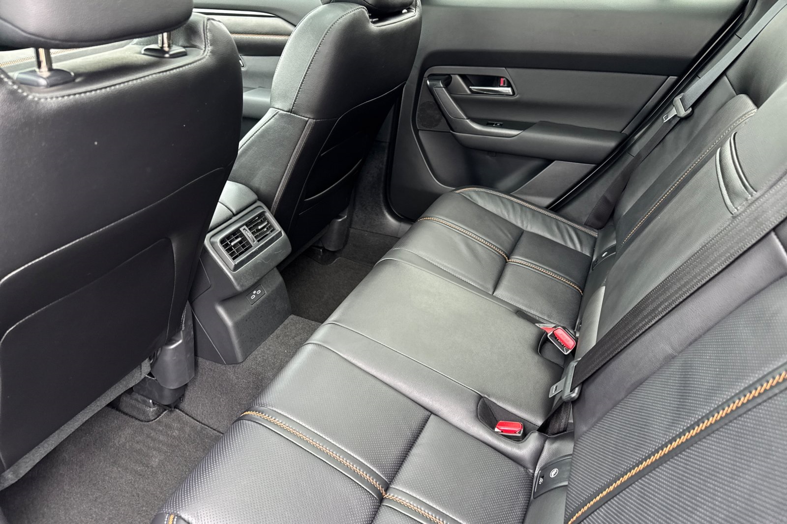 2025 Mazda CX-50 2.5 Premium Plus photo 11
