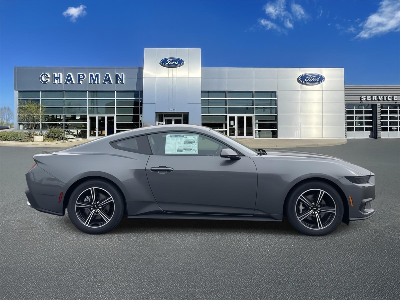 2025 Ford Mustang EcoBoost photo 9
