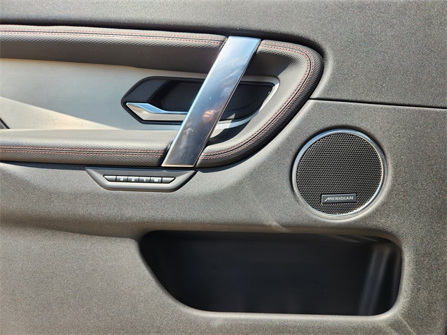 2021 Land Rover Discovery Sport S R-Dynamic photo 19
