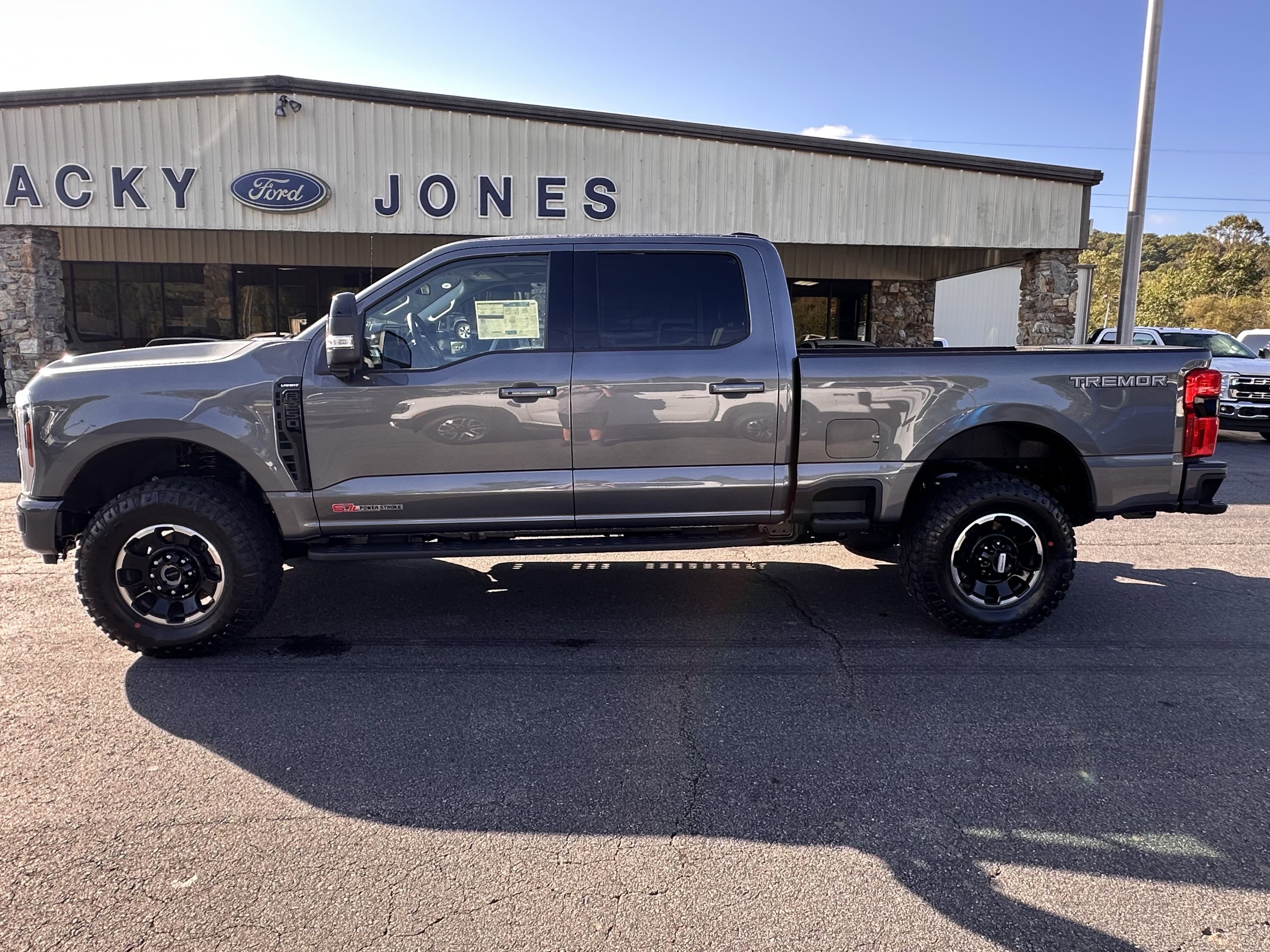 2026 Ford F-250 Super Duty Lariat's photo