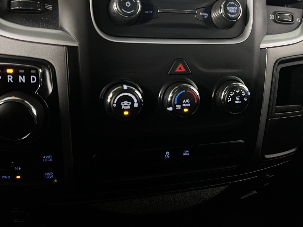 2024 Ram 1500 Classic SLT photo 15