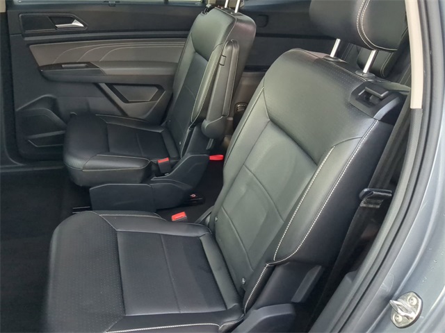 2022 Volkswagen Atlas SEL photo 17