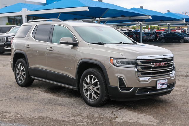 2023 GMC Acadia SLE's photo