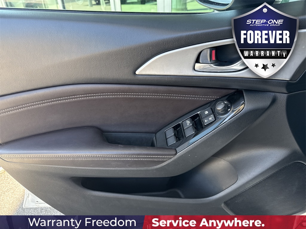 2018 Mazda Mazda3 Touring photo 16