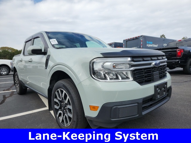 2023 Ford Maverick Lariat's photo